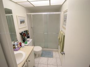 3001 NW 46th Ave 102, Lauderdale Lakes FL 33313