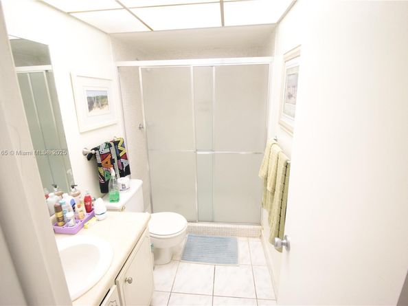 3001 NW 46th Ave 102, Lauderdale Lakes FL 33313