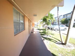 3001 NW 46th Ave 102, Lauderdale Lakes FL 33313