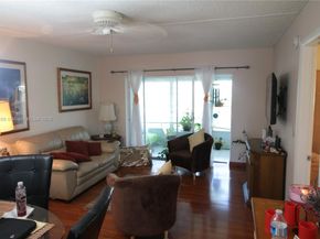 3001 NW 46th Ave 102, Lauderdale Lakes FL 33313