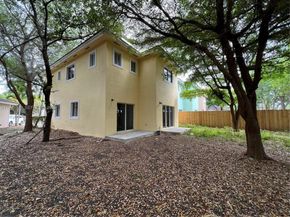 3334 NE 3rd Dr, Homestead FL 33033