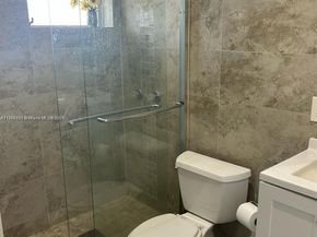 16900 NE 14th Ave 209, Miami FL 33162