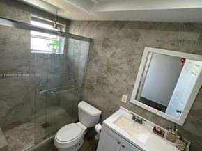 16900 NE 14th Ave 209, Miami FL 33162