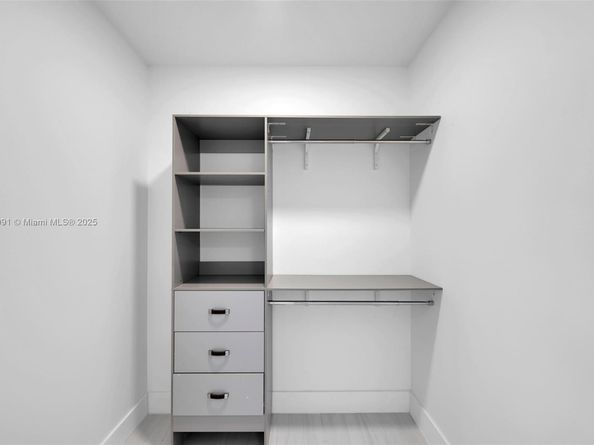 1170 Chenille Cir, Weston FL 33327