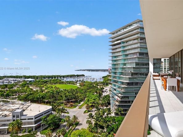 2655 S Bayshore Dr 1401, Miami FL 33133