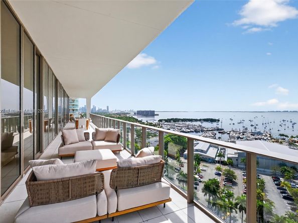 2655 S Bayshore Dr 1401, Miami FL 33133