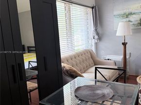 2633 NE 32nd St A, Fort Lauderdale FL 33306