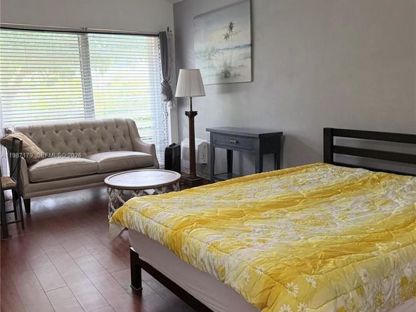 2633 NE 32nd St A, Fort Lauderdale FL 33306