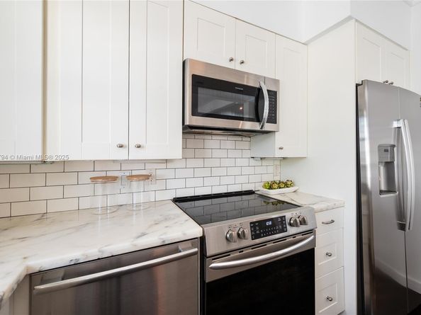 4015 N Meridian Ave 4, Miami Beach FL 33140