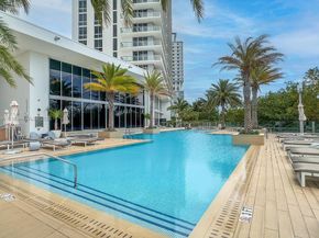 16385 Biscayne Blvd 2904, North Miami Beach FL 33160