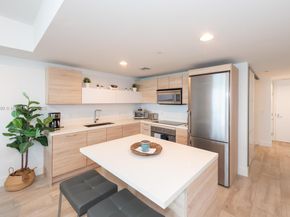 16385 Biscayne Blvd 2904, North Miami Beach FL 33160