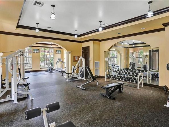 7910 N Nob Hill Rd 105, Tamarac FL 33321