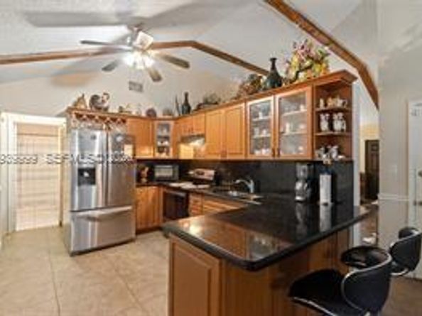 7527 SW 7th Ct, North Lauderdale FL 33068