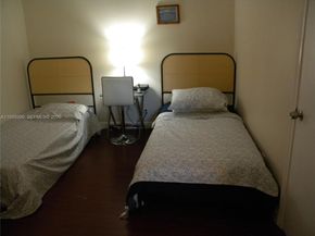 7527 SW 7th Ct, North Lauderdale FL 33068