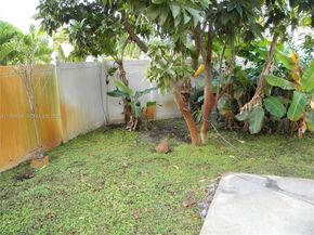 7527 SW 7th Ct, North Lauderdale FL 33068