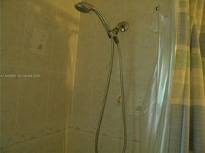 7527 SW 7th Ct, North Lauderdale FL 33068