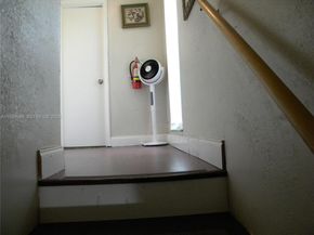 7527 SW 7th Ct, North Lauderdale FL 33068