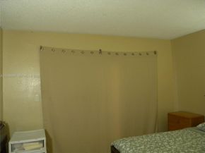 7527 SW 7th Ct, North Lauderdale FL 33068