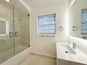 5835 La Gorce Dr, Miami Beach FL 33140