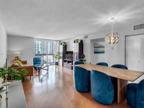 1200 Brickell Bay Dr 1924, Miami FL 33131
