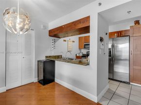 1200 Brickell Bay Dr 1924, Miami FL 33131