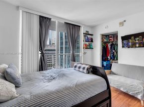 1200 Brickell Bay Dr 1924, Miami FL 33131