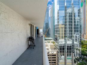 1200 Brickell Bay Dr 1924, Miami FL 33131