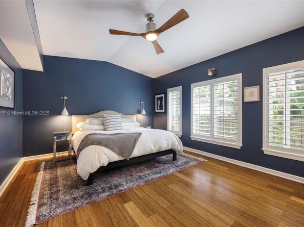 7220 SW 53rd Ct, Miami FL 33143