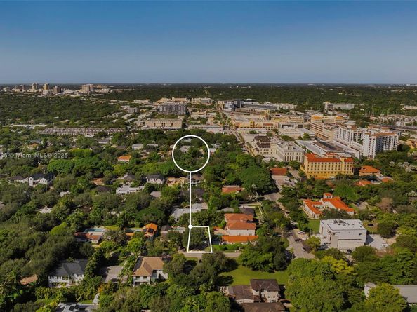 7220 SW 53rd Ct, Miami FL 33143