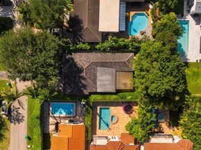 7220 SW 53rd Ct, Miami FL 33143