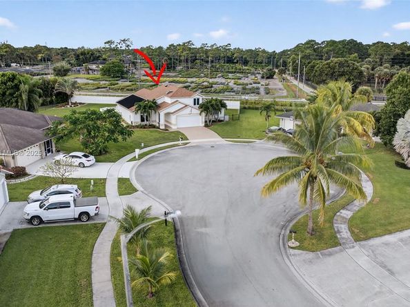 112 Camelot Ct, Royal Palm Beach FL 33411