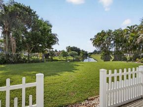 112 Camelot Ct, Royal Palm Beach FL 33411