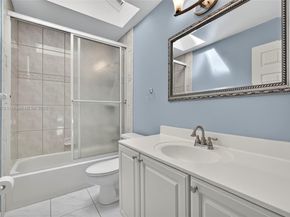 112 Camelot Ct, Royal Palm Beach FL 33411