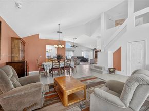 112 Camelot Ct, Royal Palm Beach FL 33411