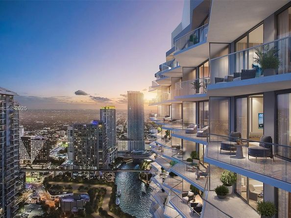 77 SE 5th St 2410, Miami FL 33131