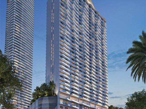 77 SE 5th St 2410, Miami FL 33131