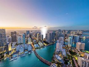 77 SE 5th St 2410, Miami FL 33131