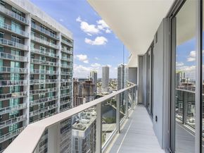 77 SE 5th St 2410, Miami FL 33131