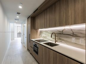 77 SE 5th St 2410, Miami FL 33131