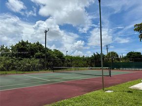 480 NW 20th St 207, Boca Raton FL 33431