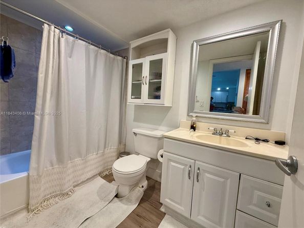 480 NW 20th St 207, Boca Raton FL 33431