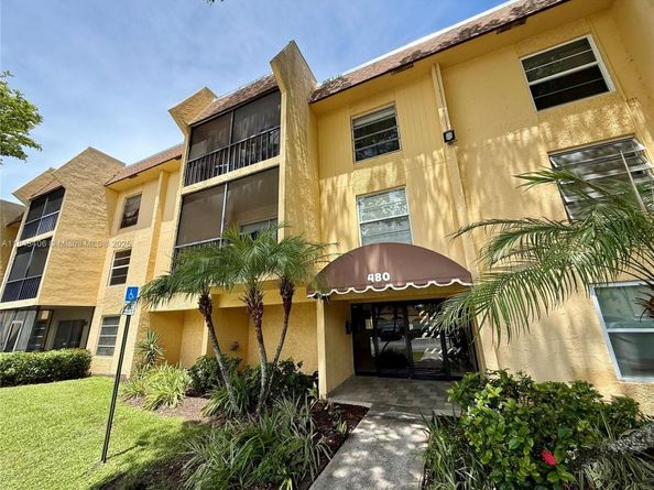 480 NW 20th St 207, Boca Raton FL 33431