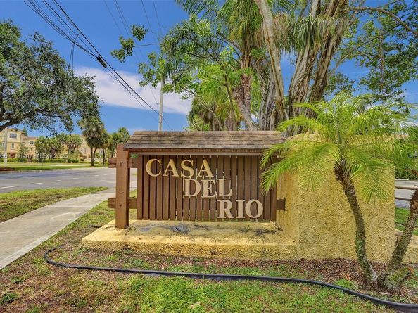 480 NW 20th St 207, Boca Raton FL 33431
