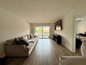480 NW 20th St 207, Boca Raton FL 33431