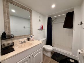 480 NW 20th St 207, Boca Raton FL 33431