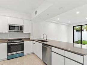 4130 N Oak Pl 4130, Dania Beach FL 33314