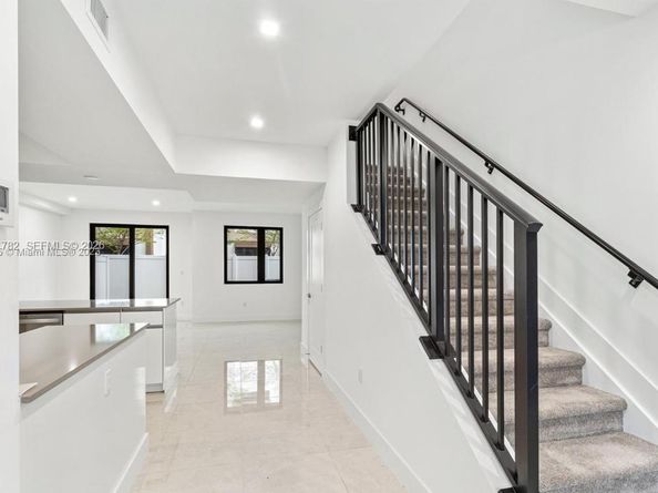 4130 N Oak Pl 4130, Dania Beach FL 33314