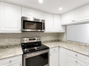 9430 Live Oak Pl 407, Davie FL 33324