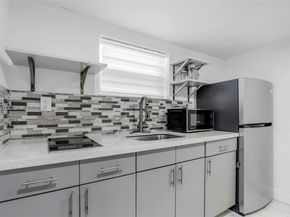 901 NW 34th Ter, Lauderhill FL 33311