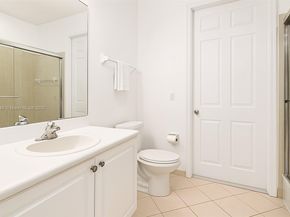 204 NE 32nd Ter, Homestead FL 33033